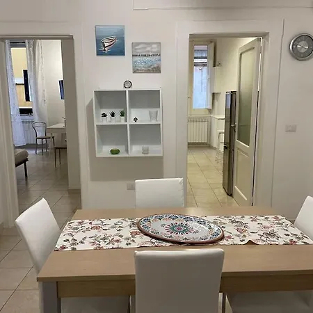 Apartamento Albizzihome Bríndisi